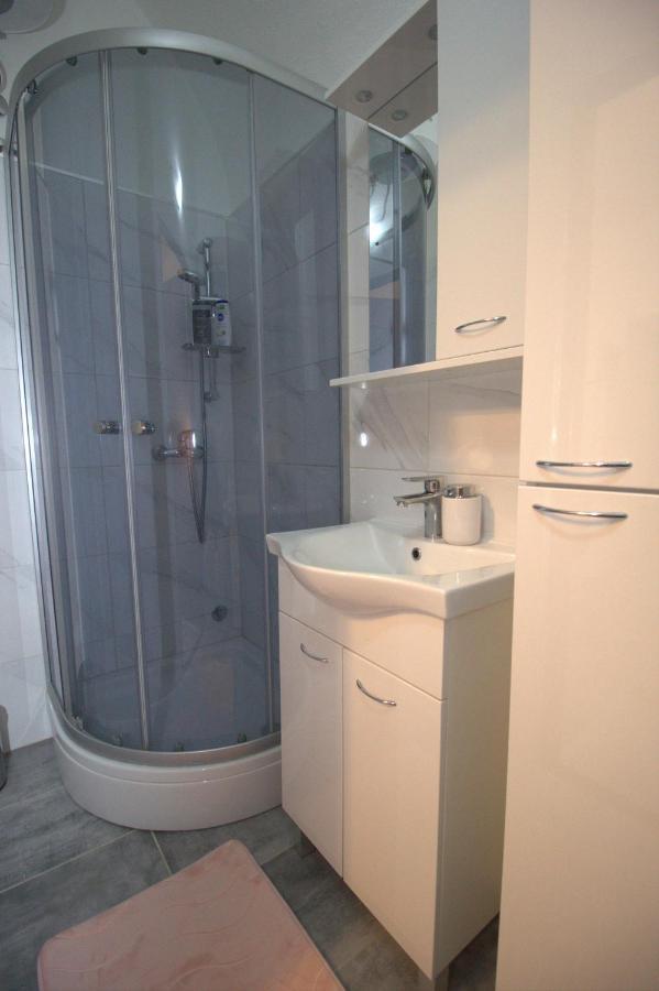 Studio Apartman Grga Zengg Kültér fotó